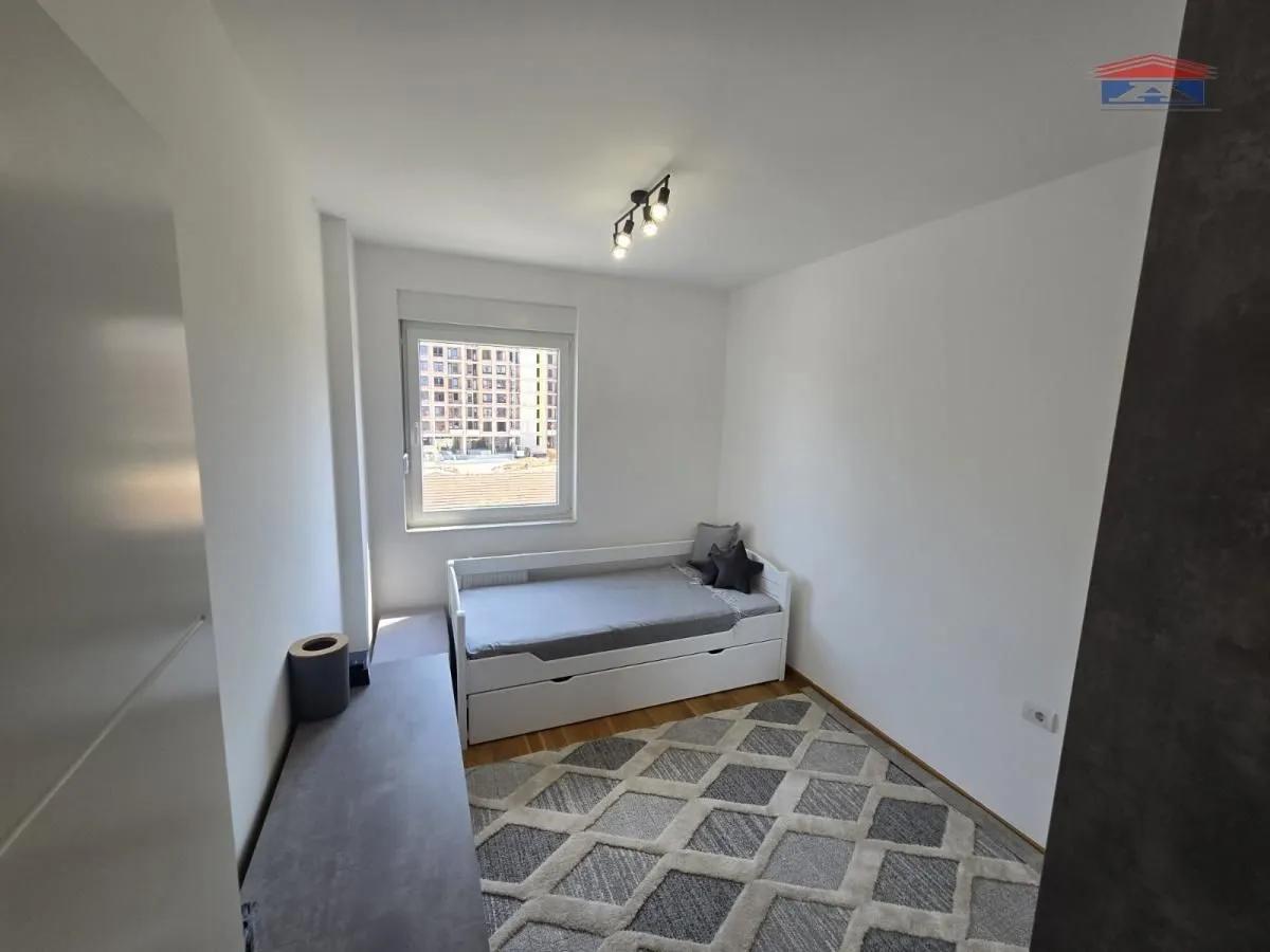 Izdavanje, dvosoban stan, 56m², Podbara, Novi Sad Sve Podlokacije