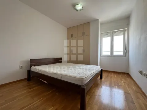 Rent, one bedroom apartment, 53m², Tuški Put, Podgorica - image 4