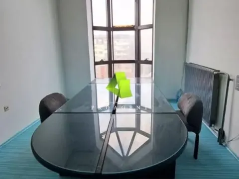 Izdavanje, poslovni prostor, 110m², Centar, Niš - image 9