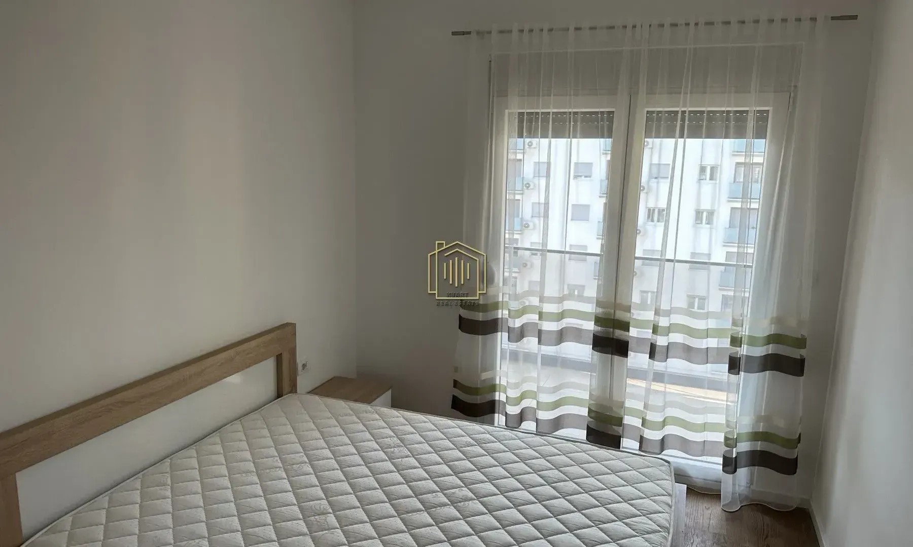 Izdavanje, jednosoban stan, 44m², Pobrežje, Podgorica