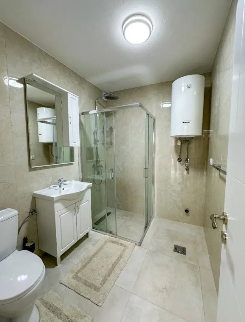 Sale, house, 250m², Dalmatinska ulica, Podgorica