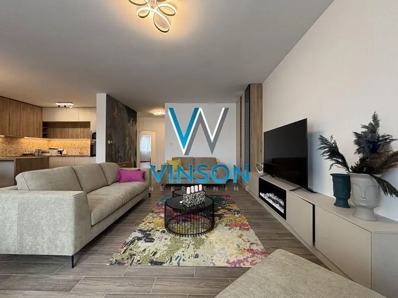 Izdavanje, dvosoban stan, 120m², Petrovaradin, Novi Sad