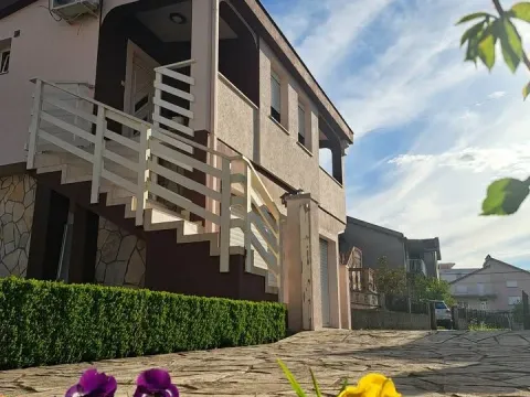 Rent, one bedroom apartment, 45m², Dalmatinska ulica, Podgorica - image 11