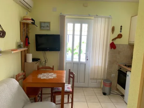 Sale, one bedroom apartment, 22m², Mažina, Tivat - image 10