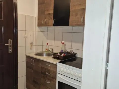Izdavanje, garsonjera, 25m², Grbavica, Novi Sad Sve Podlokacije - image 4