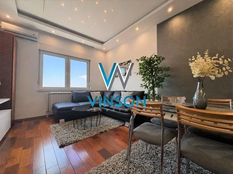 Izdavanje, dvosoban stan, 54m², Bulevar Evrope, Novi Sad Sve Podlokacije