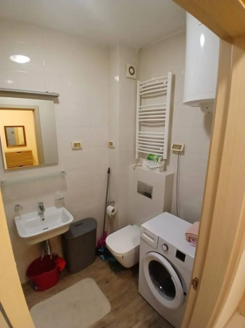 Izdavanje, jednosoban stan, 45m², City Kvart, Podgorica
