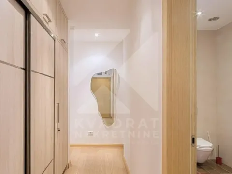 Prodaja, dvosoban stan, 77m², Centar, Budva - image 11