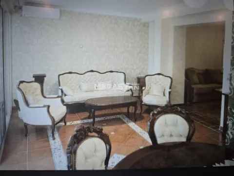 Rent, house, 364m², Čukarica, Beograd - image 2