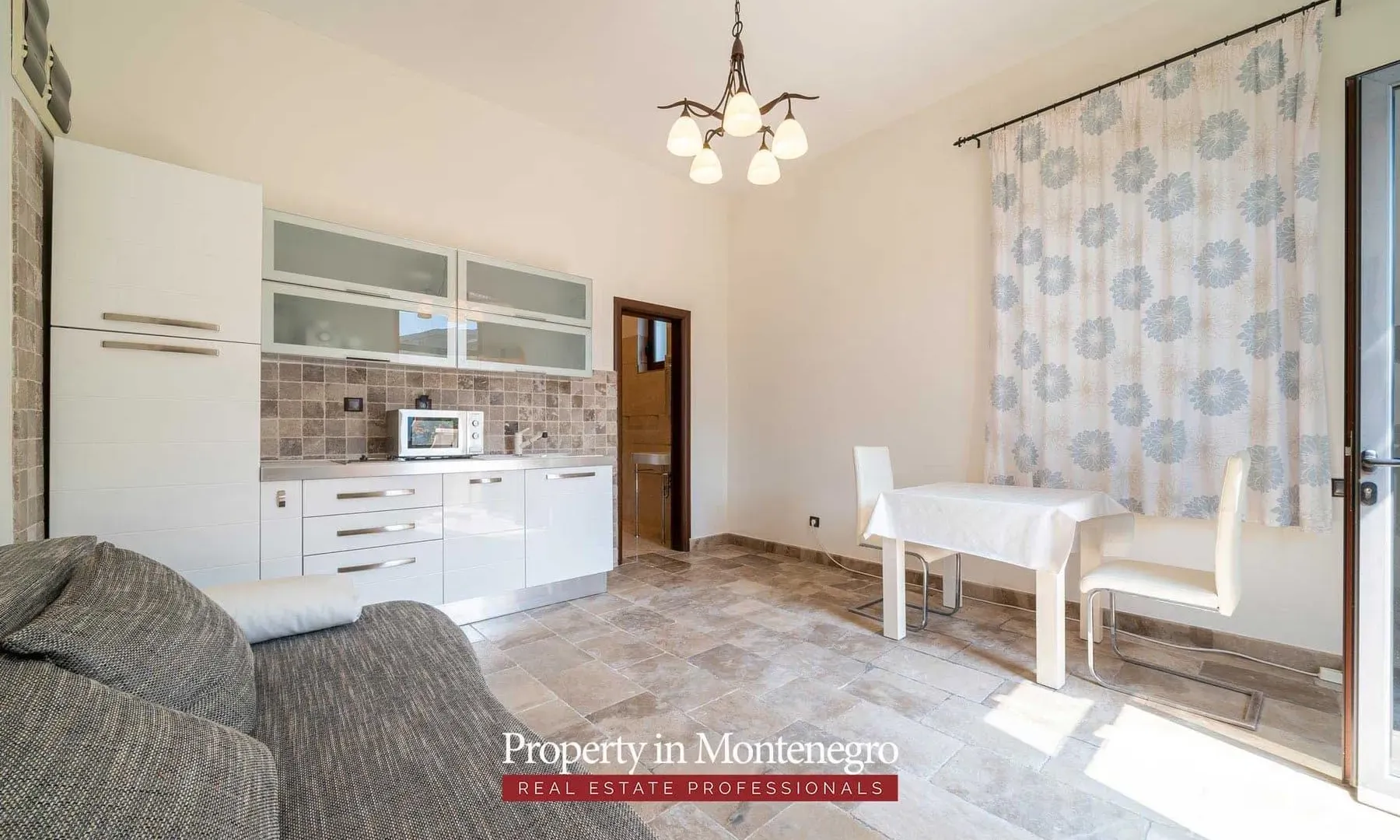 Sale, house, 971m², Petrovac, Budva