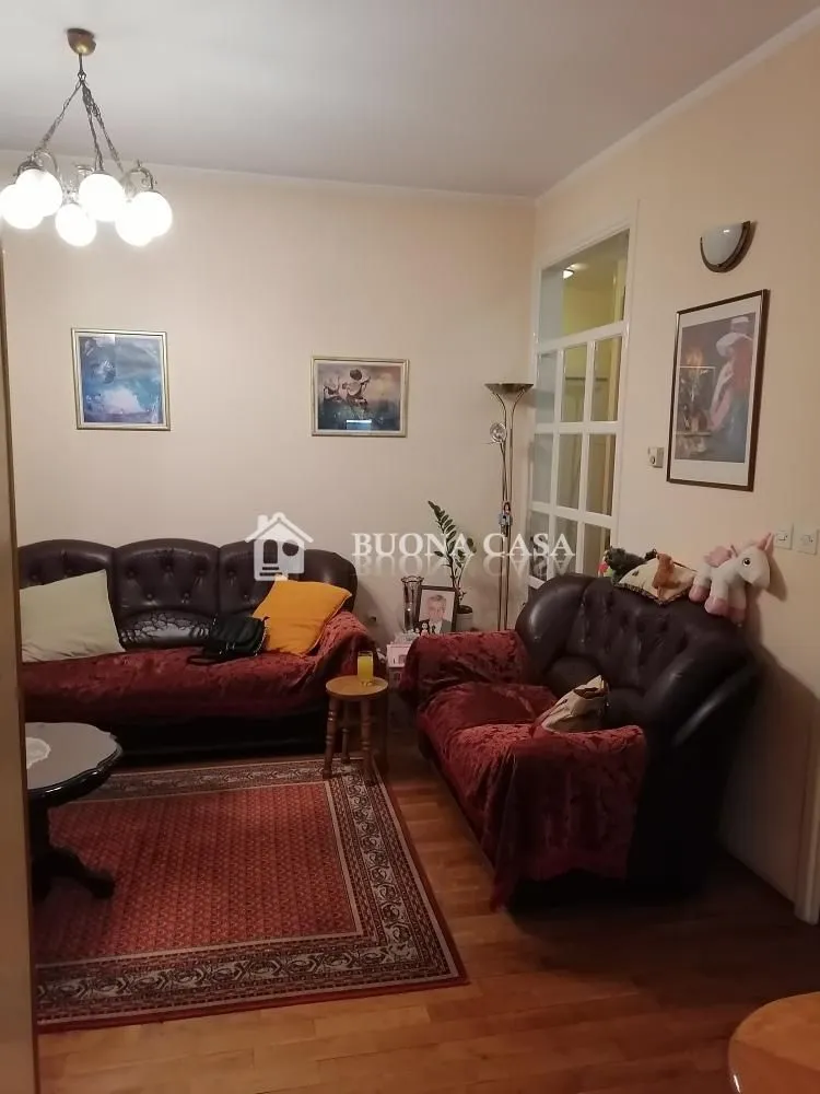 Sale, three bedroom apartment, 99m², Vračar Hram, Vračar Sve Podlokacije