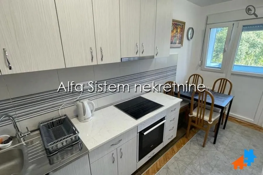 Izdavanje, dvosoban stan, 60m², Stari Merkator, Novi Beograd Sve Podlokacije
