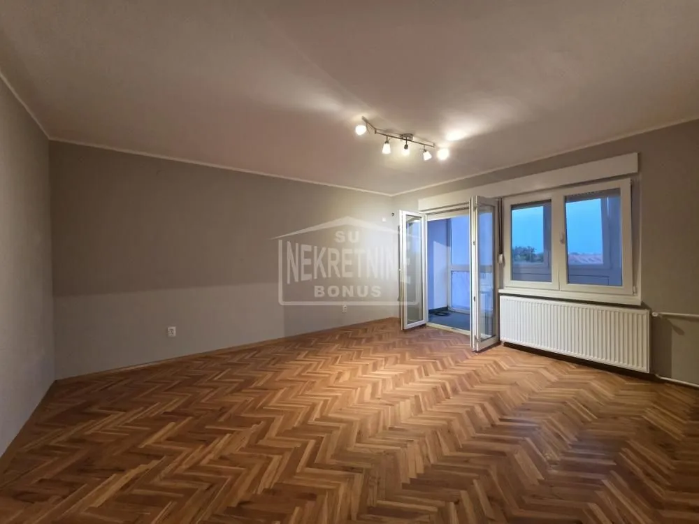 Prodaja, dvosoban stan, 62m², Tokio, Subotica