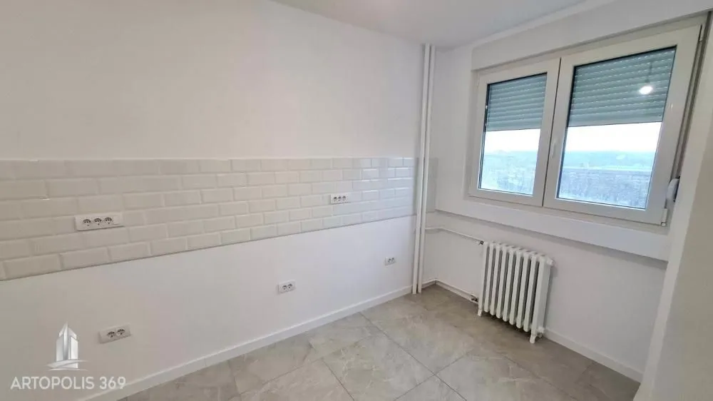 Prodaja, četvorosoban stan, 95m², Novi Beograd Blok 37, Novi Beograd Sve Podlokacije