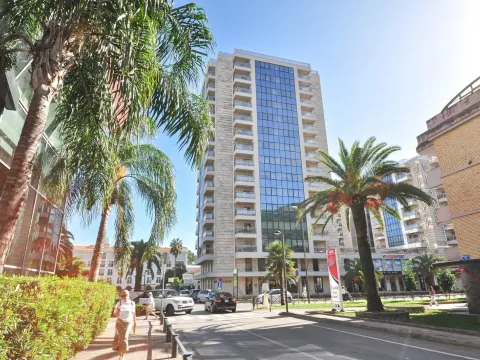 Sale, one bedroom apartment, 48m², Budva, Crna Gora - image 18