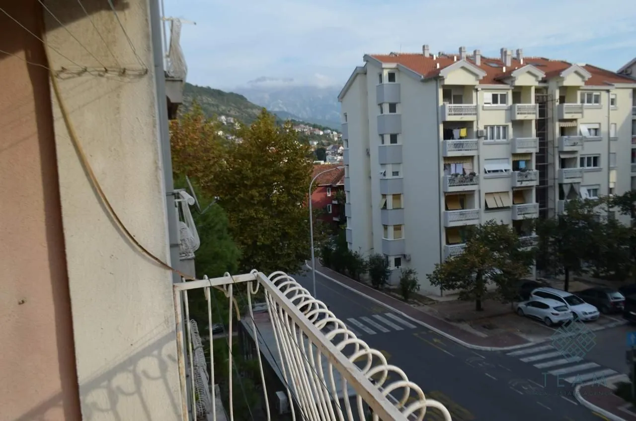 Sale, studio apartment, 32m², Centar, Tivat