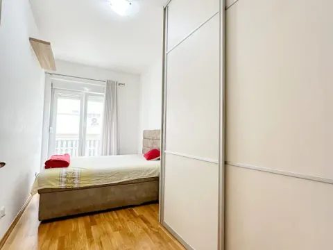 Rent, one bedroom apartment, 40m², Tuški Put, Podgorica - image 6