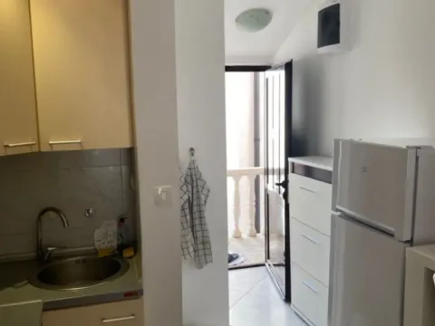 Izdavanje, dvosoban stan, 58m², Velji Vinogradi, Budva - image 4