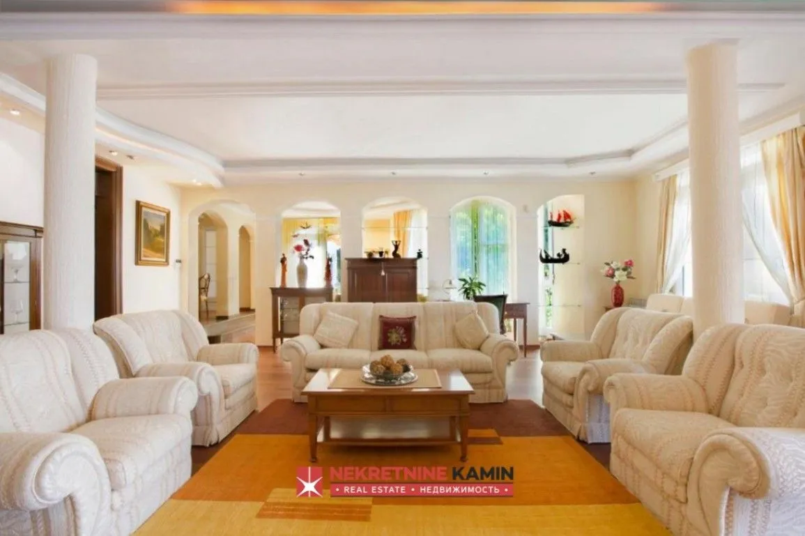 Sale, house, 800m², Sveti Stefan, Budva