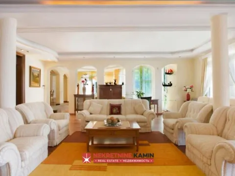 Sale, house, 800m², Sveti Stefan, Budva - image 2