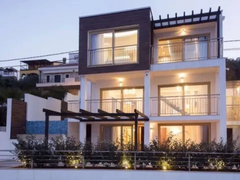 Prodaja, kuća, 300m², Krašići, Tivat - image 1