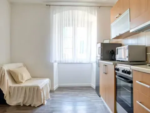 Sale, one bedroom apartment, 42m², Stari Grad Kotor, Kotor - image 1