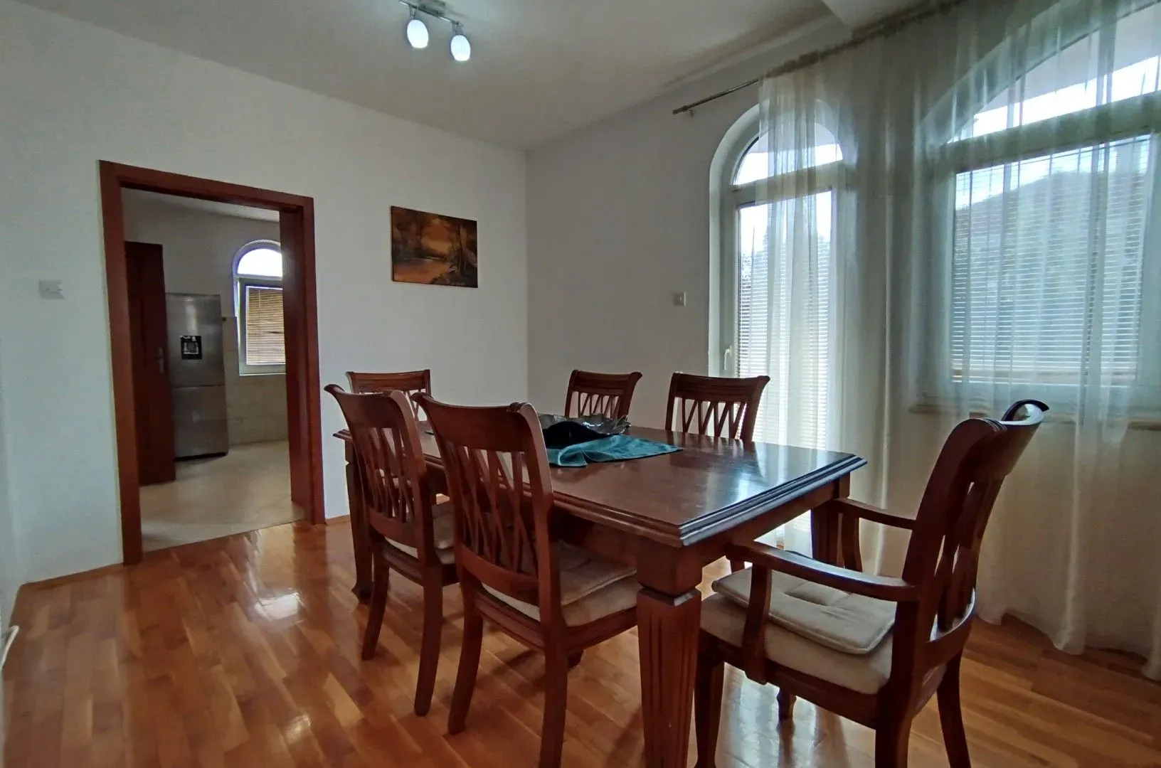 Rent, house, 160m², Tološi, Podgorica