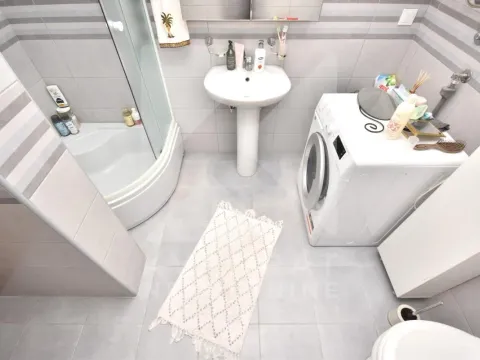 Prodaja, trosoban stan, 87m², Tuški Put, Podgorica - image 15