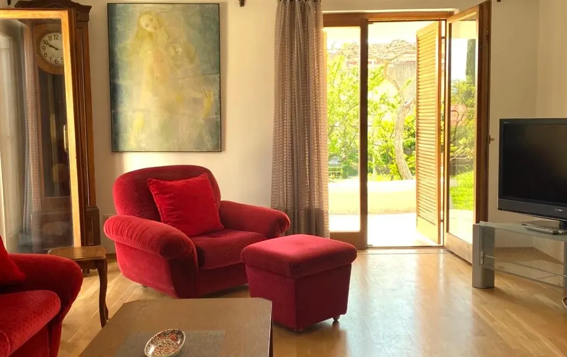 Rent, house, 250m², Šušanj, Bar