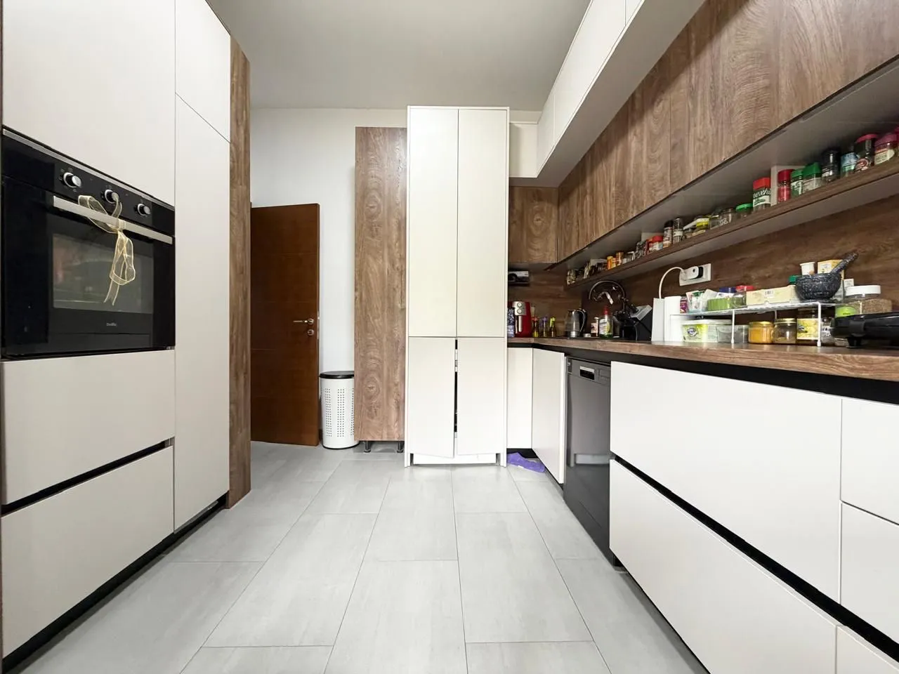 Sale, three bedroom apartment, 126m², Malo Brdo, Podgorica