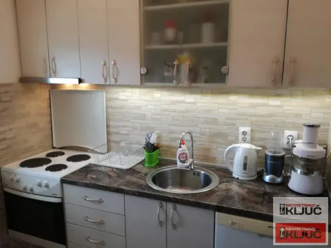 Prodaja, trosoban stan, 79m², Novo naselje, Novi Sad - image 14