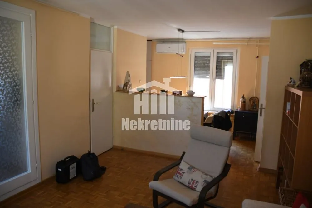 Sale, four bedroom apartment, 102m², Retenzija, Beograd