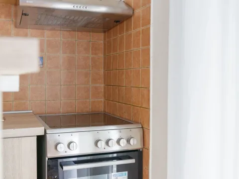 Rent, one bedroom apartment, 53m², Dumidran, Tivat - image 5