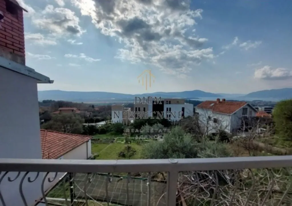 Rent, studio apartment, 30m², Kavač, Kotor