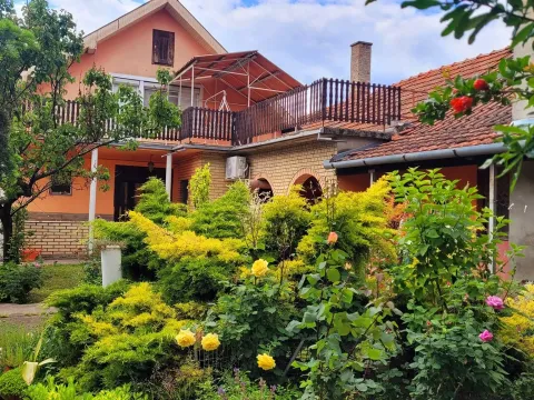 Prodaja, kuća, 210m², Bečej, Novi Sad - image 9