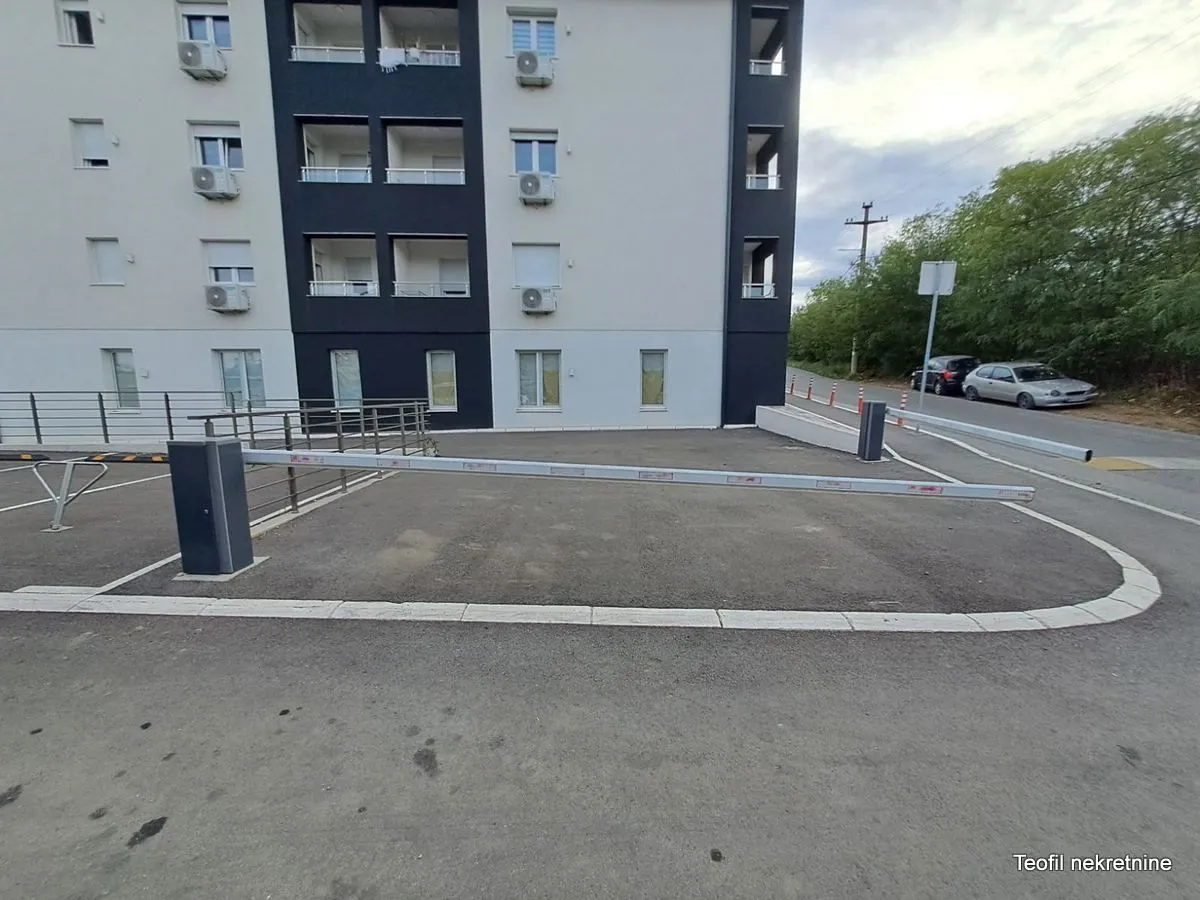 Rent, parking/garage, 400m², Cvetanova Ćuprija, Zvezdara Sve Podlokacije