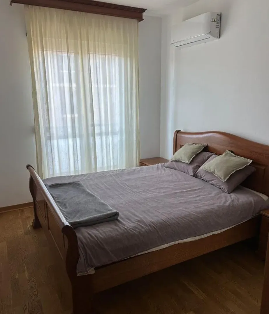 Rent, two bedroom apartment, 64m², City Kvart, Podgorica