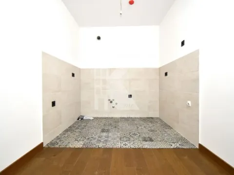 Rent, office space, 49m², Ljubović, Podgorica - image 3