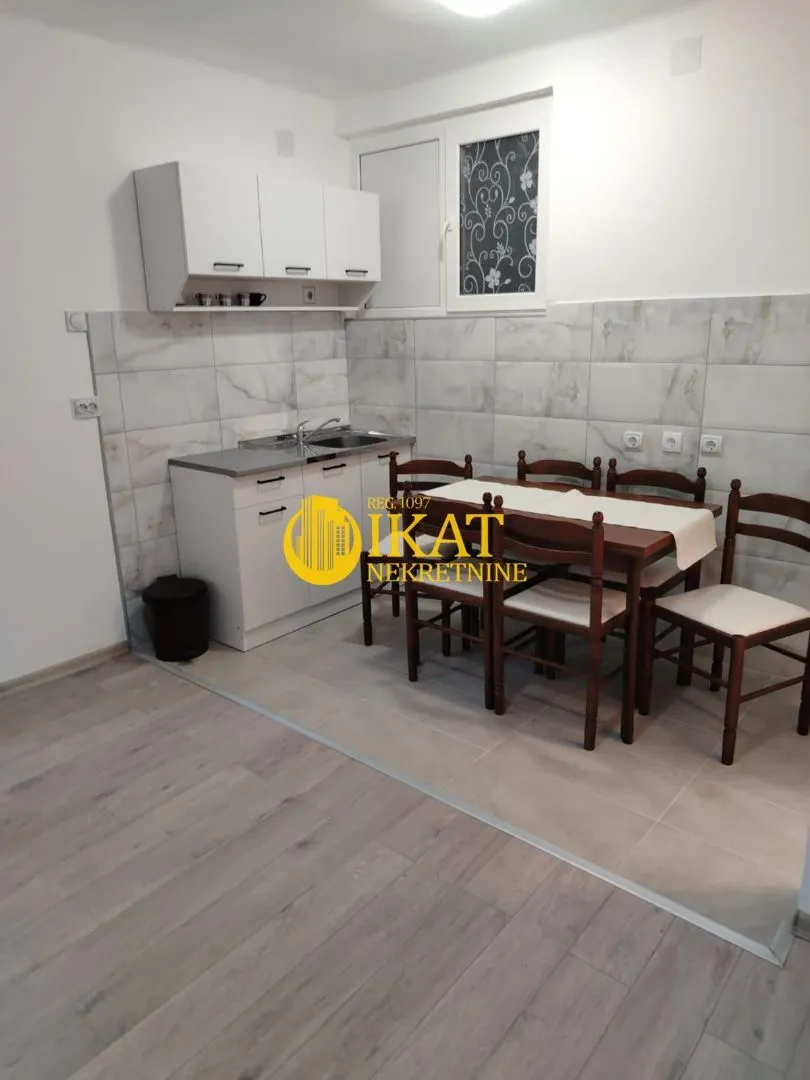 Izdavanje, jednosoban stan, 45m², Banovo Brdo, Beograd