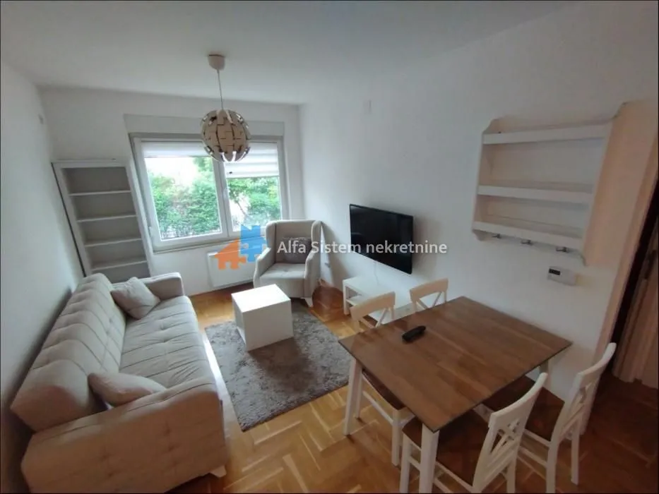 Izdavanje, stan, 40m², Lekino Brdo, Voždovac Sve Podlokacije