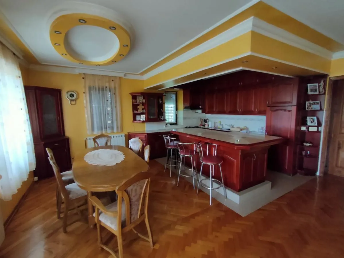 Rent, office space, 950m², Sremska Kamenica, Petrovaradin