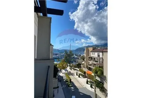 Sale, one bedroom apartment, 68m², Tivat, Crna Gora