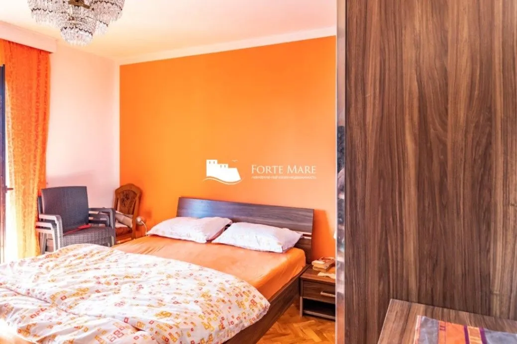 Prodaja, dvosoban stan, 92m², Herceg Novi, Crna Gora