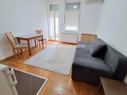 Izdavanje, garsonjera, 25m², Centar, Novi Sad - image 1