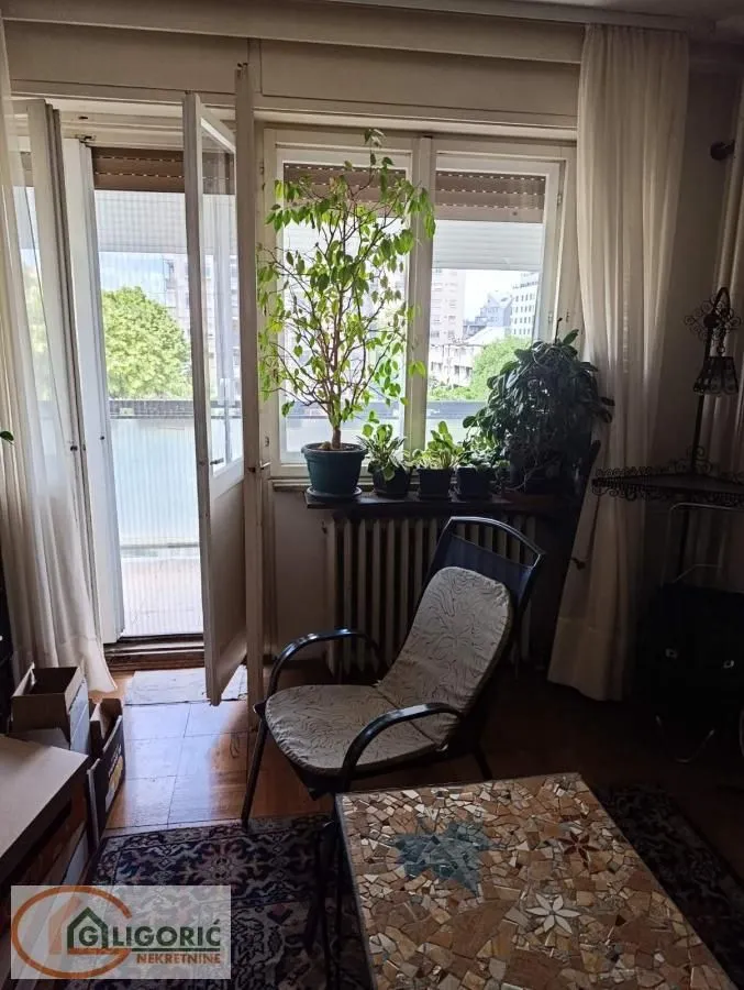 Prodaja, dvosoban stan, 75m², Neimar, Vračar Sve Podlokacije