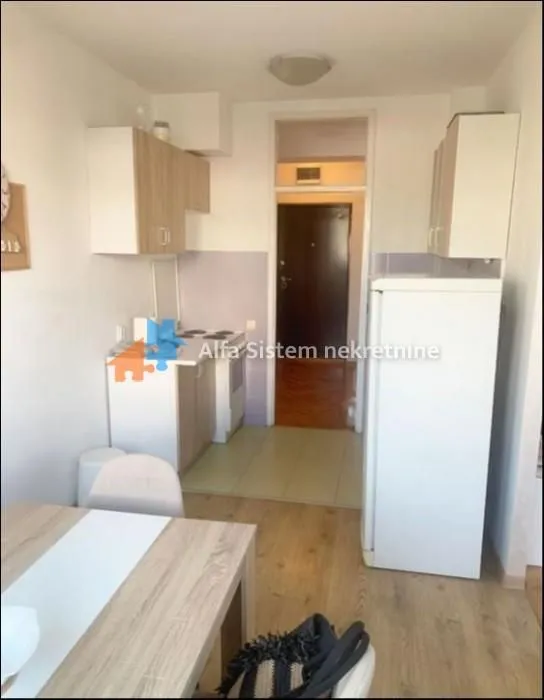 Izdavanje, dvosoban stan, 51m², Kalenić Pijaca, Vračar Sve Podlokacije