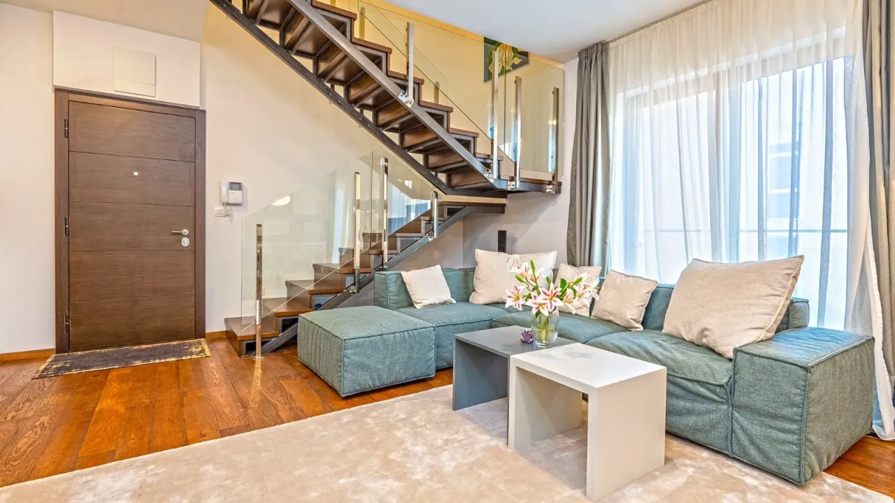 Sale, three bedroom apartment, 170m², Centar, Budva