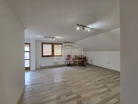 Prodaja, kuća, 170m², Bajmok, Subotica - image 15