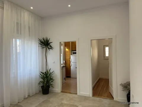 Izdavanje, dvosoban stan, 96m², Stari Grad, Beograd - image 4