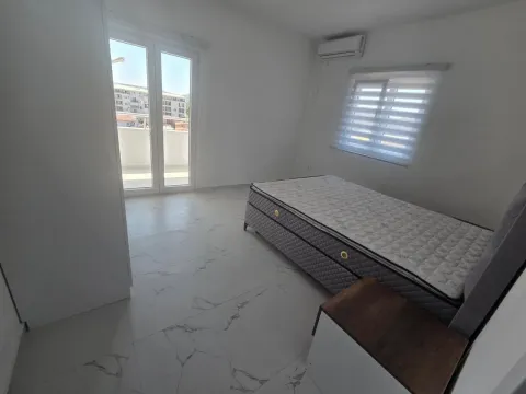 Rent, one bedroom apartment, 50m², Bjeliši, Bar - image 5